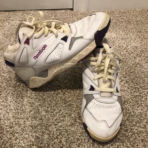 Hightop vintage Reebok shoes